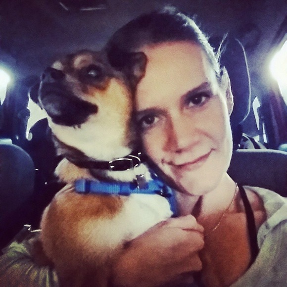 Meet your Posher! 🧜🏼♀️ - Picture 1 of 3